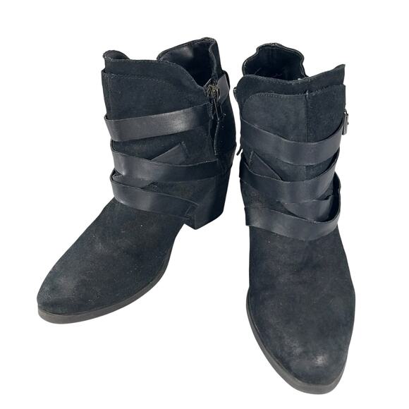 STEVE MADDEN! BLACK GENUINE SUEDE & LEATHER 4 STRAP WRAPPED ANKLE BOOTS! SZ 13M - Picture 3 of 10